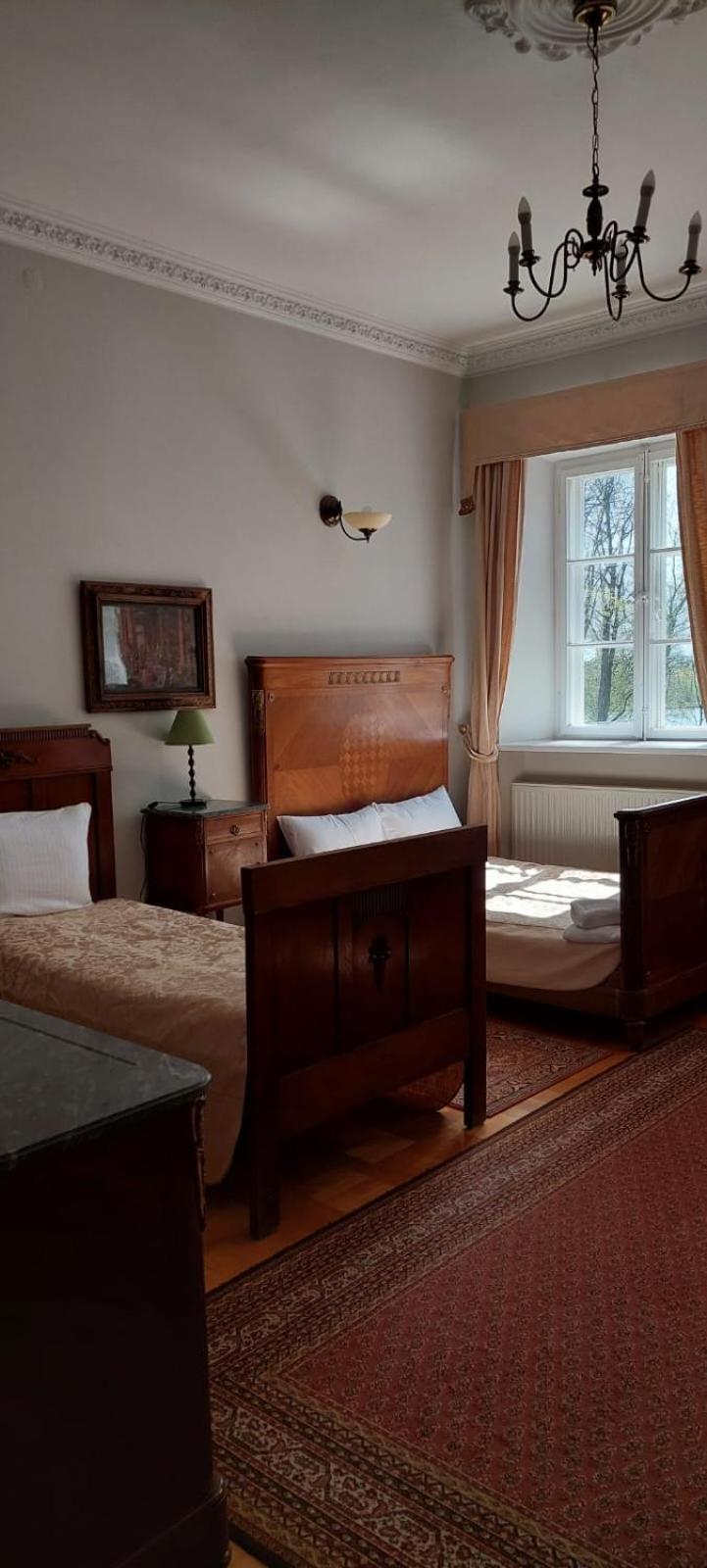 Palac Chojnata Wola Chojnata Exteriör bild